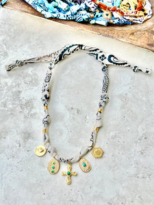 {Vintaged Greige} BANDANA CHARM