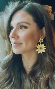 Yellow WILDFLOWER